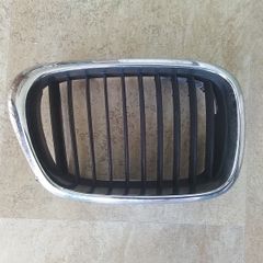 BMW E39 5 Series Grill.