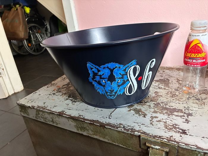 Dutch 8.6 ice bucket