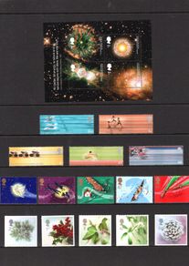2002 Great Britain Commemorative Stamps Year Pack (includes 6 image showing contents)