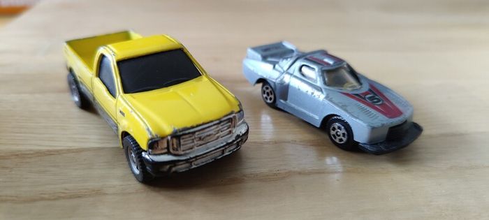 Vintage Diecast No 405 Hot Wheels Matchbox Clone 2.75" Macau and Maisto Ford F350 Super Duty Regular Cab Pick Up Truck Diecast Yellow