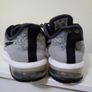 Nike Runners UK5 Image 4