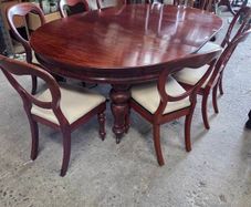 victorian dining table and 8 chairs