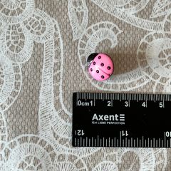 Beads ladybird button