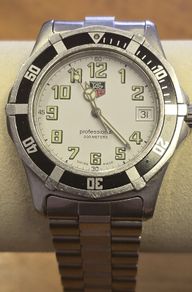 Tag Heuer Professional WM1111 (Mens - White Dial)