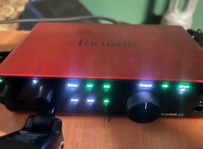 Focusrite 2i2 and rhode nt1a