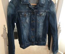 Vintage Cropped  Denim jacket size 8