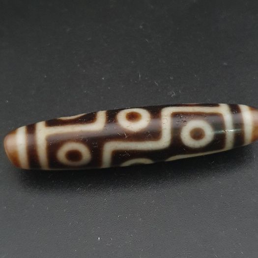 Antique Himalayan 9 Eyes Agate Dzi Bead Amulet