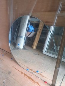 Round Mirror