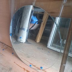 Round Mirror