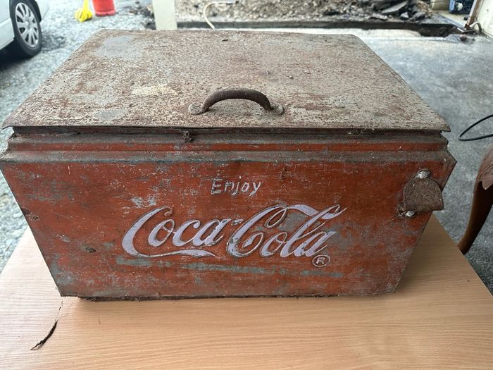 coca cola box