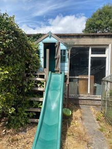 Free playhouse