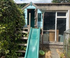 Free playhouse