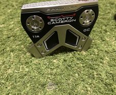 Like new Scotty Cameron 11A OC