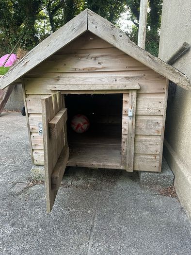 XL Dog Kennel