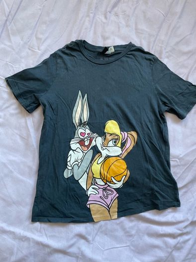 grey graphic tshirt