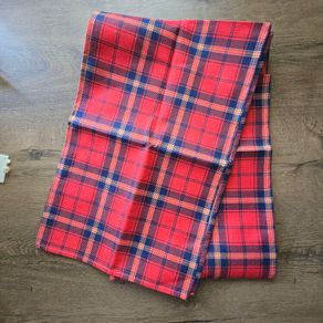Christmas table runner Tartan design