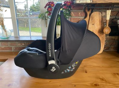 Maxi Cosi Infant carrier