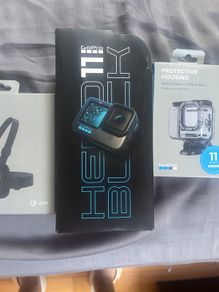 Go Pro Hero 11 Black, protective housing, chesty and curved + flat adhesive mounts