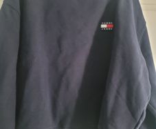 Tommy Hilfiger ladies cropped sweater