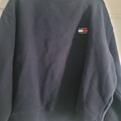Tommy Hilfiger ladies cropped sweater