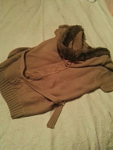 Zara Sleeveless Cardigan