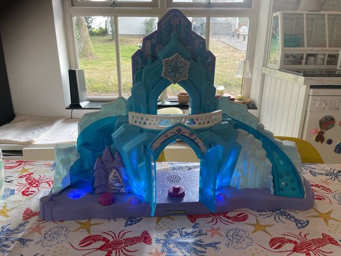 Frozen Light Up Castle