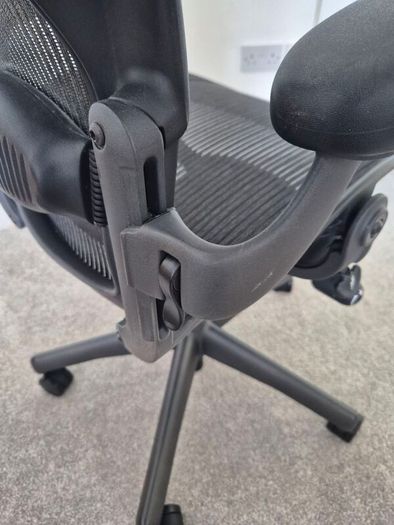 Herman miller aeron