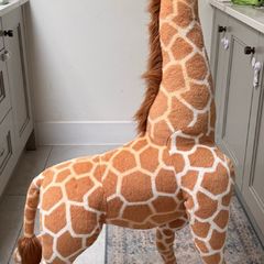 giraffe