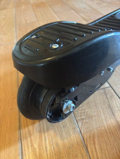 Kids Ricco Foldable electric scooter - mint condition