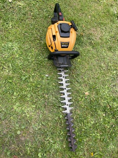 Petrol hedge cutters