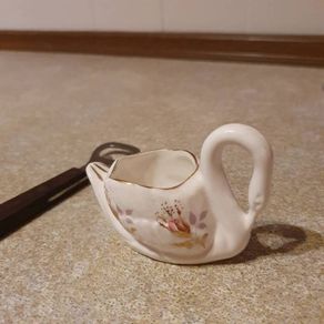 Vintage Healacraft made in England fine bone china handpainted swan pot with gold