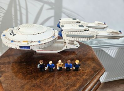 Star Trek ship
