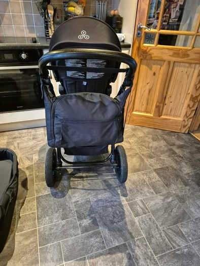 Ickle Bubba travel system