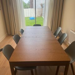 brown oak extendable table