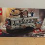 lego 76321 Spider-Man vs. Doc Ock Subway Train Scene Image 2