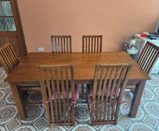 Solid kitchen dining Table x 6 Chairs