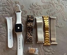 apple watch SE2 excellent condition, barely used, 96% battery health