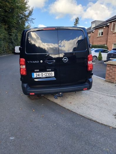 Opel Vivaro 2024 LWB L2 fully loaded 5703km No VAT
