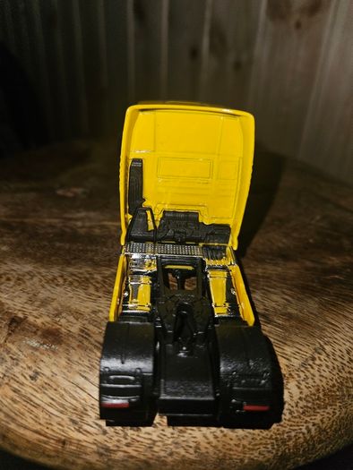 Welly Man TGX Diecast Metal 1.64 Scale