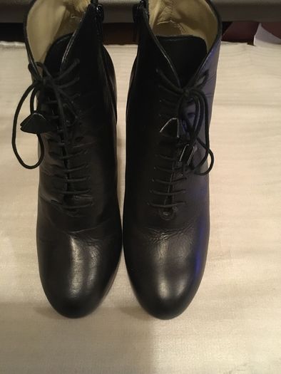 Beautiful Hobbs Leather Boots, size EU-41, UK-7