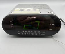 Sony Dream Machine ICF-C218 Alarm Clock Radio Tested Fully Working