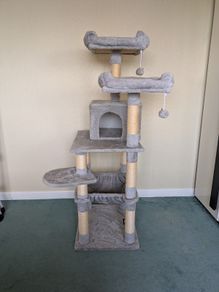 Cat tower x2