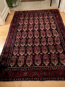 Pure wool rug
