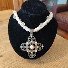 Vintage necklace  white beaded rope chain.