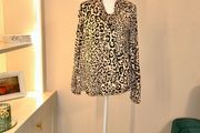 Ladies Leopard Print Blouse from Dunnes Stores Size Xs UK 6-8 / EU 34-36