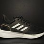 Adidas Runners Size 8.5 Image 4