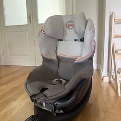 Great condition, for up to 4 years old. ISOFIX base included. Used for 1 child only from new.