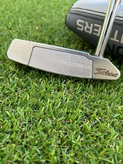 Scotty Cameron Select Newport Notchback