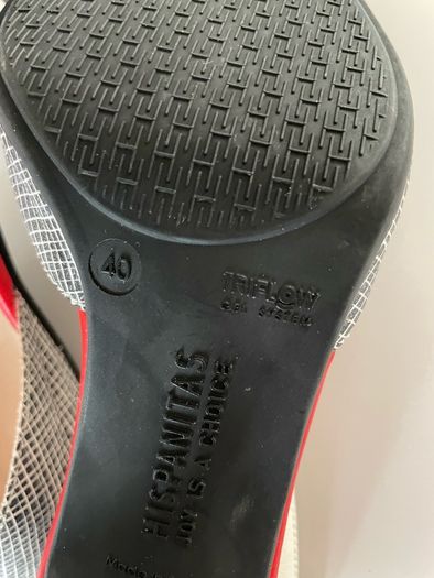 Hispanitas heels and handbag