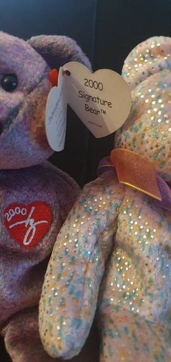 Signature& Decade Beanie Bears